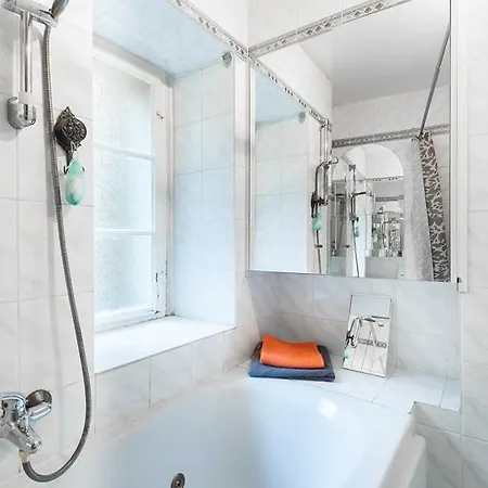 Apartment Ostrovni *